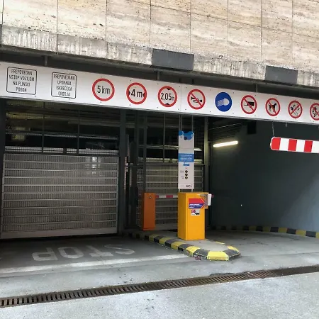 B Apartmán